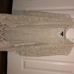 American Eagle cream knitted cardigan